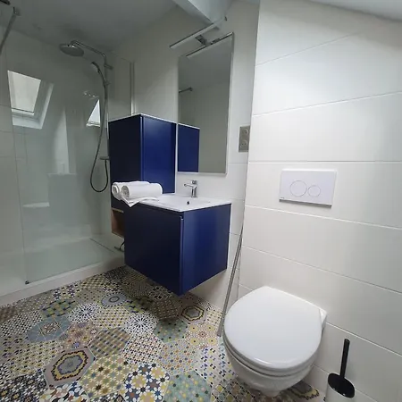 Retraite Elegante A Avec 3 Spacieuses - Fr-1-584-342 Lejlighed