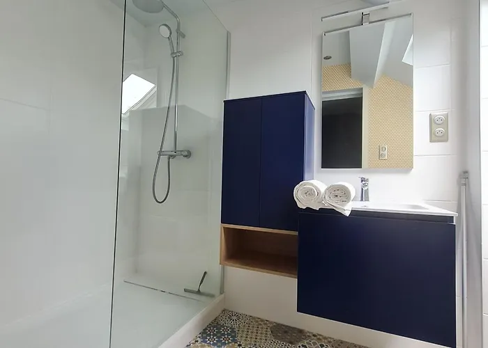 Apartment Retraite Elegante A Avec 3 Spacieuses - Fr-1-584-342